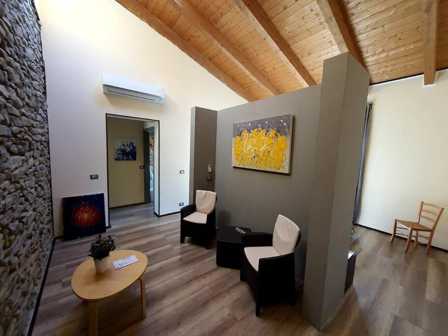 Villa Cristallo Private Apartment Fontanelice Exterior foto